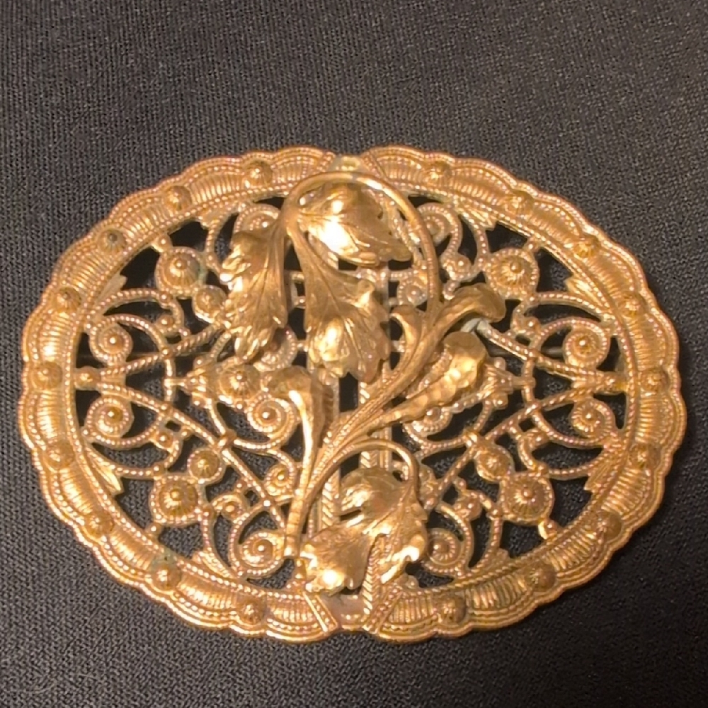 Antique Gold Filigree Brooch